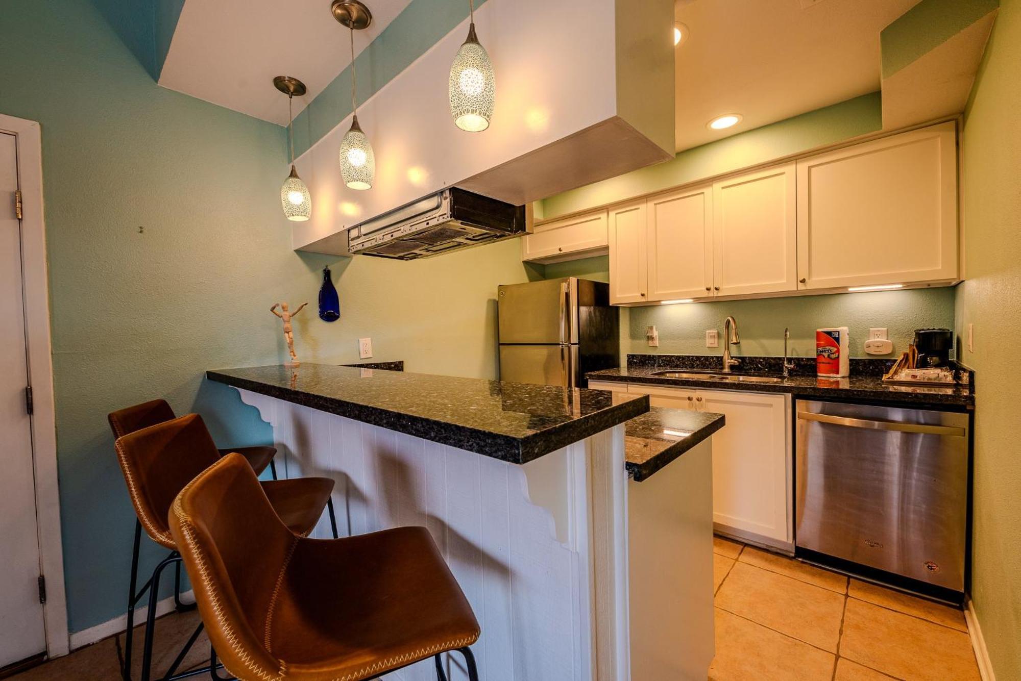 Kingfishers Retreat Serene 1Br Escape With Balcony 207 เซาท์ปาเดรไอส์แลนด์ ภายนอก รูปภาพ