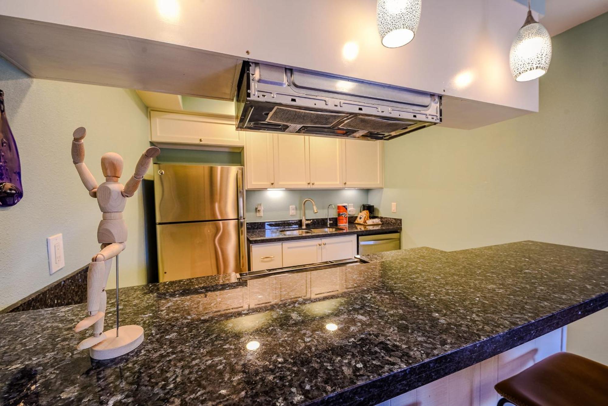 Kingfishers Retreat Serene 1Br Escape With Balcony 207 เซาท์ปาเดรไอส์แลนด์ ภายนอก รูปภาพ